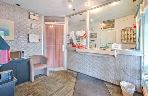 Saint-Hubert Hotel | Motel R-100