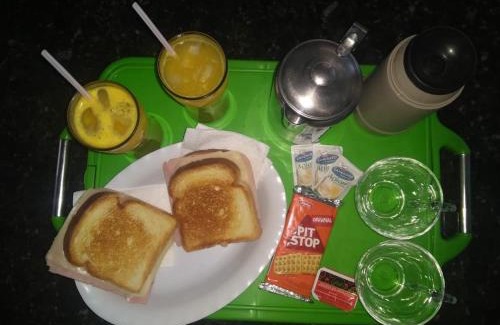 Cinquentenario Hotel | MOTEL RED LOVE