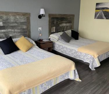 Acton Vale Hotel | Motel Valois YL inc