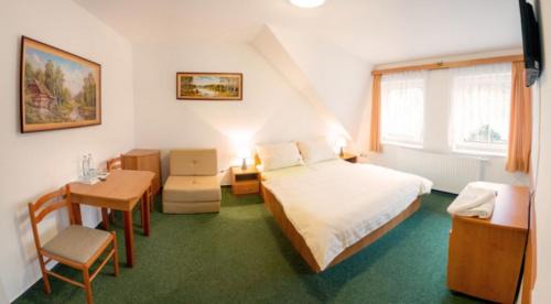 Dehtare Hotel | Motel Velký Rybník