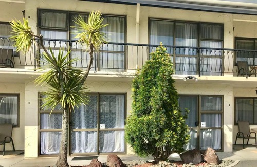 Woodhill Hotel | Motel Villa Del Rio