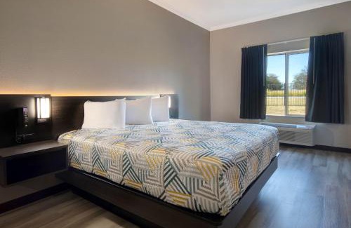 Fort Worth Hotel | Motel Worth, TX