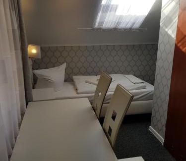 Gorzow Wielkopolski Bed & Breakfast | Motelik Lord