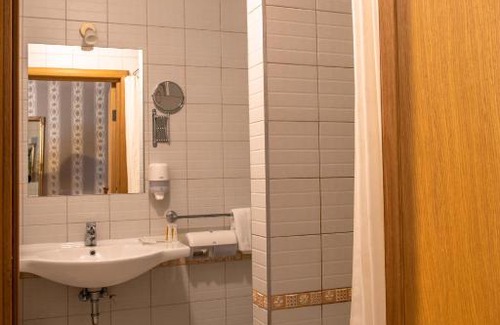 Kurtuvenai Hotel | Motelis SMAKŲ SMAKAS