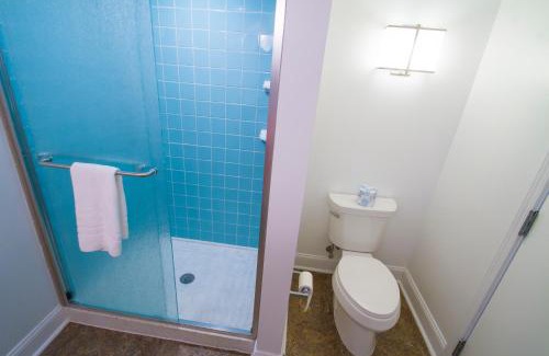 Kinston Hotel | Mother Earth Motor Lodge