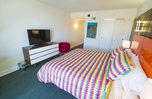 Kinston Hotel | Mother Earth Motor Lodge