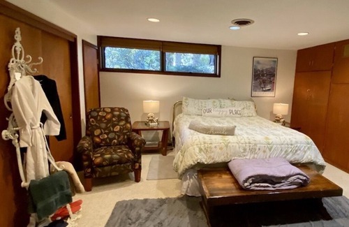 Grass Valley House | Mother-In-laws unit with Hot Tub, Relax and enjoy!