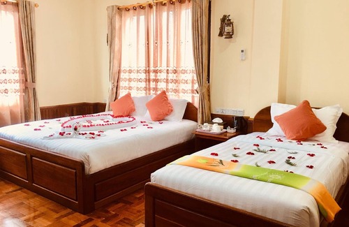 Yawnghwe Hotel | Mother's Home Hotel