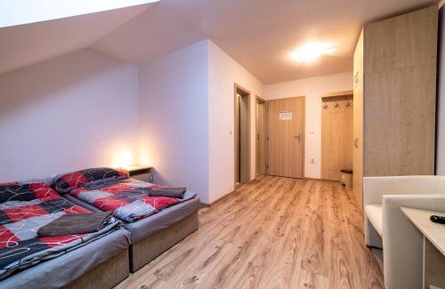 Slovenske Darmoty Hotel | Motorest Lumík