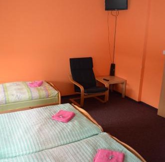 Prestanov House | Motorest Penzion na Bojišti