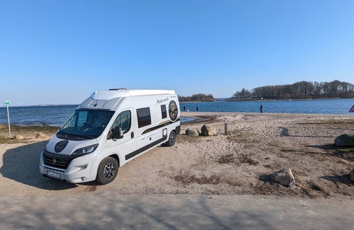 Handewitt House | Motorhome Berth31 No. 2