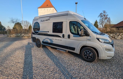 Handewitt House | Motorhome Berth31 No. 2