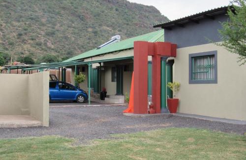 Kareeberg Bed & Breakfast | Motse River Lodge