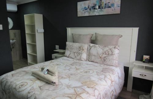 Kareeberg Bed & Breakfast | Motse River Lodge
