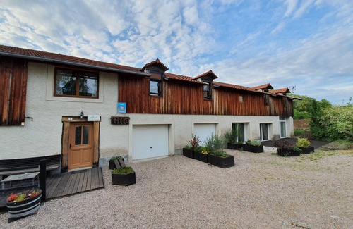 Portieux House | Moulin à Eau Le Pilan * Pizza oven, table soccer, table tennis, swimming pool, spa, sauna