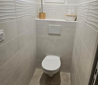 Brennilis House | Moulin de Kerstrat