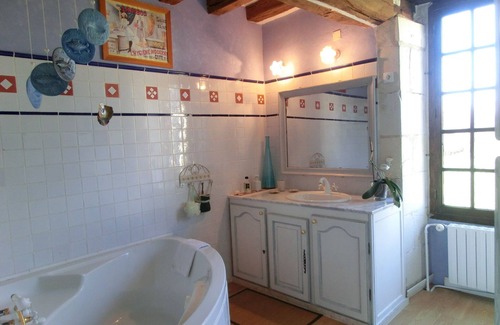 Charnizay Bed & Breakfast | Moulin de la Croix