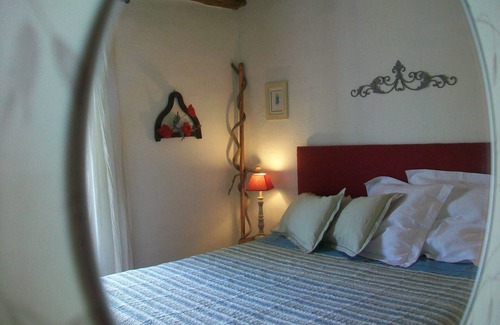 Charnizay Bed & Breakfast | Moulin de la Croix