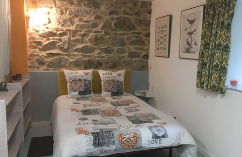 Blot-lʼEglise House | Moulin de la Fayolle, Chambre d'Amis: dortoir 8 couchages avec kitchenette.