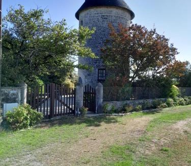 Saint-Savinien House | Moulin de la Licorne