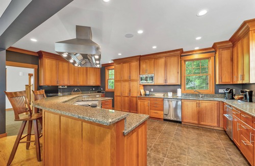 Moultonborough House | Moultonborough waterfront with amazing sunset views sleeps 12