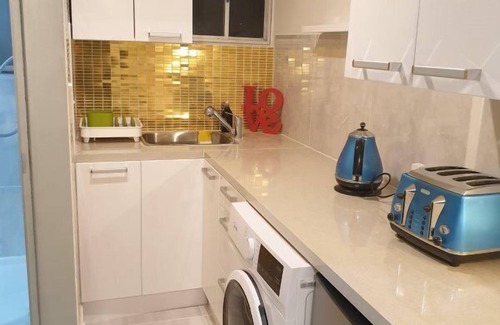Mount Albert Apartment | Mount Albert Apartment
