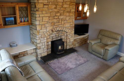 MacGillycuddy's Reeks House | Mount Alohert House