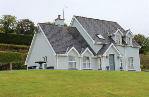 MacGillycuddy's Reeks House | Mount Alohert House
