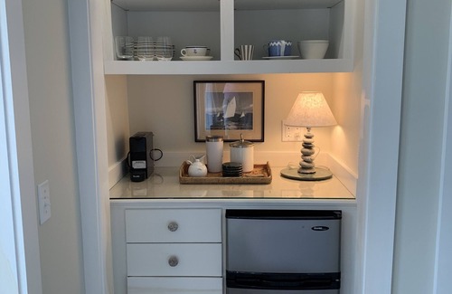 Seal Cove Apartment | Mount Desert Island Waterfront. Acadia National Park. Luxury Suite.