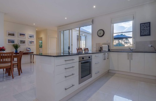 Mount Eliza Apartment | Mount Eliza Sunset Apartment
