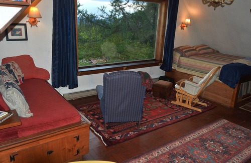 Sheffield House | Mount Harmony Farm Vacation Guest House