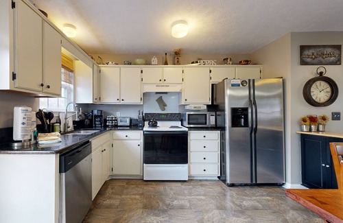 Mount Juliet House | Mount Juliet Home on 1 Acre | Private Outdoor Space | 30 Minutes to Nashville