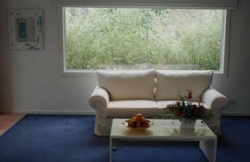 Mount Martha Cottage | Mount Martha, White Lilac, Holiday Studio