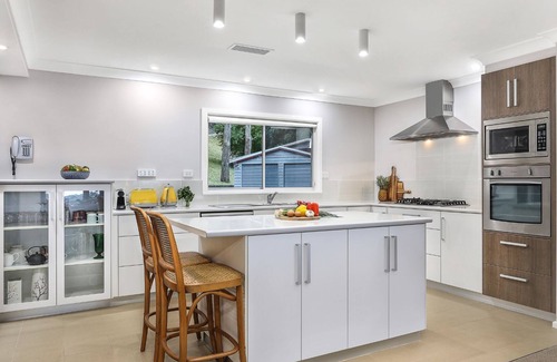Mount Murray House | Mount Murray Hideaway – Stay 3, Pay 2!