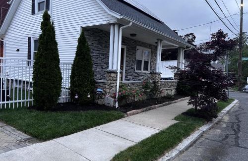 Mount Pleasant House | Mount Pleasant Hideaway