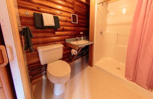Regional District of Fraser-Fort George Cabin | Mount Robson Lodge