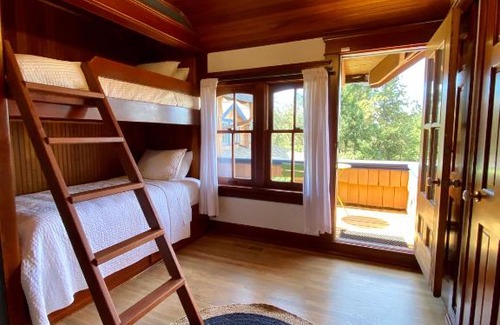Harrisburg Bed & Breakfast | Mount Tom House