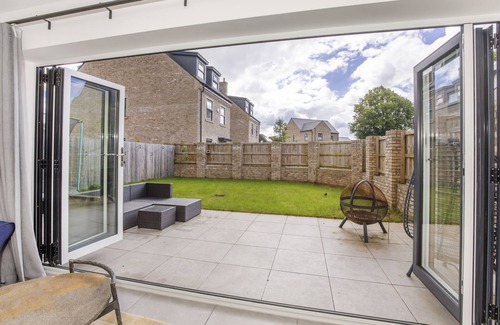 Acomb Apartment | Mount Vale 4 Bedroom House