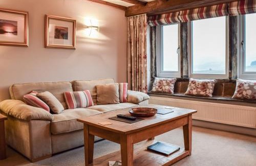 Holmfirth House | Mount View - Uk48425