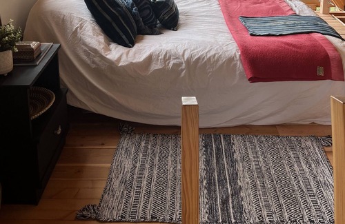 Comox Ski Chalet | Mount Washington Chalet sleeps 4-7 directly on the mountain