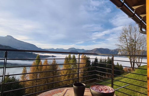 Innerschwand House | Mountain villa with panoramic terrace - whirlpool - mountain and lake view