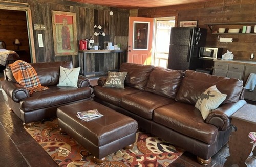Kingston Cabin | Mountain adventure cabin w/stunning views in the Ozarks.