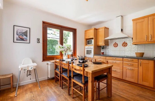 Magland Apartment | Mountain apartment with balcony/terrace. Free parking, workspace.