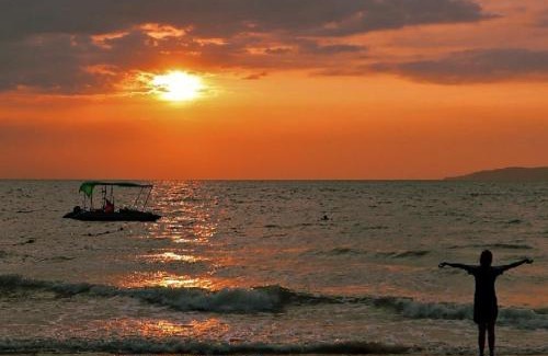 Pratumnak Hill Hotel | Mountain Beach Resort & Convention Center