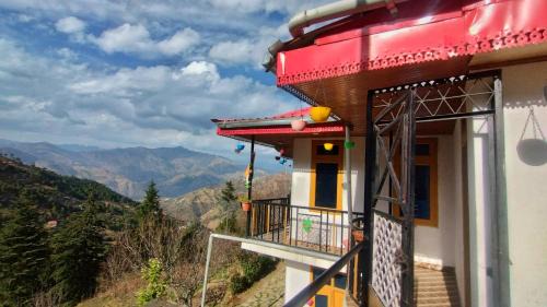 Kumharsain Apartment | Mountain Bliss - 2BHK Apartment