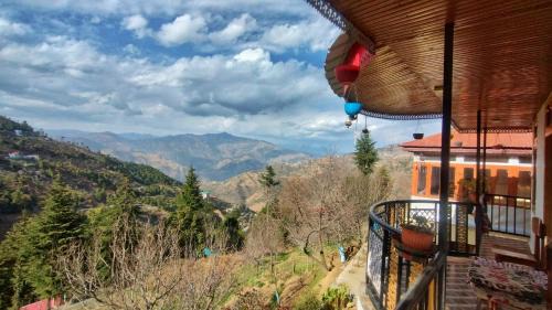 Kumharsain Apartment | Mountain Bliss - 2BHK Apartment