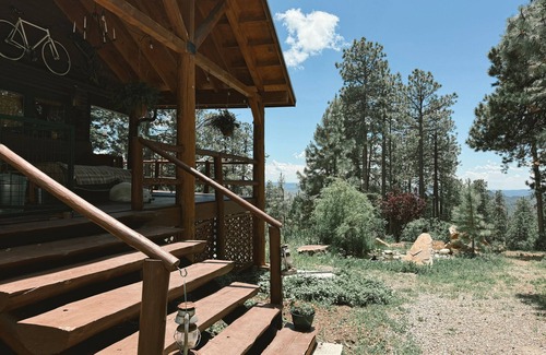 Durango Hills House | Mountain Bungalow