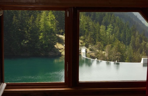 Saint-Martin-Vesubie Ski Chalet | Mountain cabin above Lake Boréon