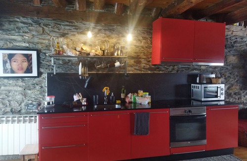 Vilamos Cabin | Mountain cabin a stone's throw from the ski resort of Baqueira Beret.