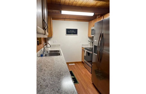 Dayton Cabin | Mountain Cabin, Dayton TN w/BOAT PARKING & Wifi